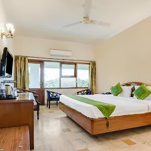 Hotel Treebo Trend Saffron, Chandigarh