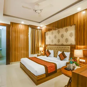 Almati - Near Delhi Airport 3* New Delhi